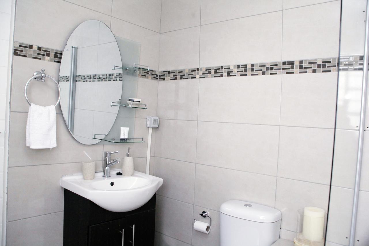 Kiendo Bed And Breakfast Johannesburg Esterno foto